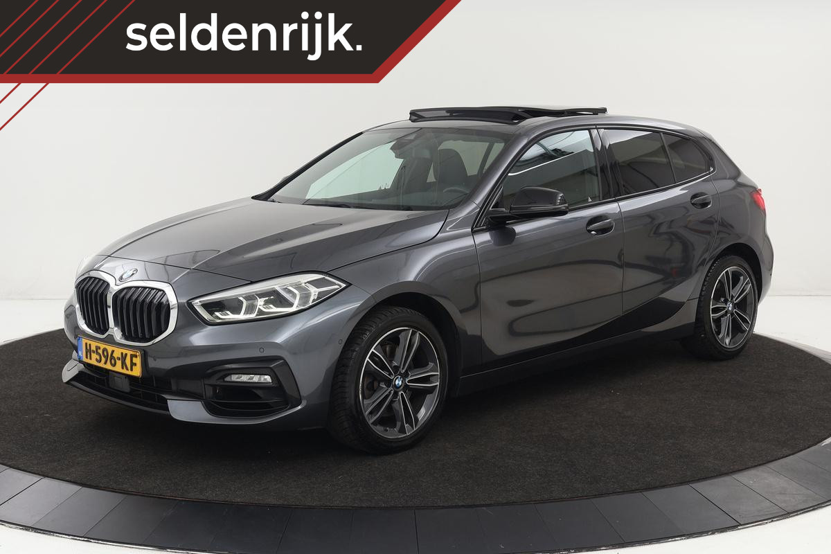 BMW 1-serie 118i Executive Edtion | Sport Line | Panoramadak | Stoel & stuurverwarming | Adaptive cruise | Camera | Harman/Kardon | Full LED