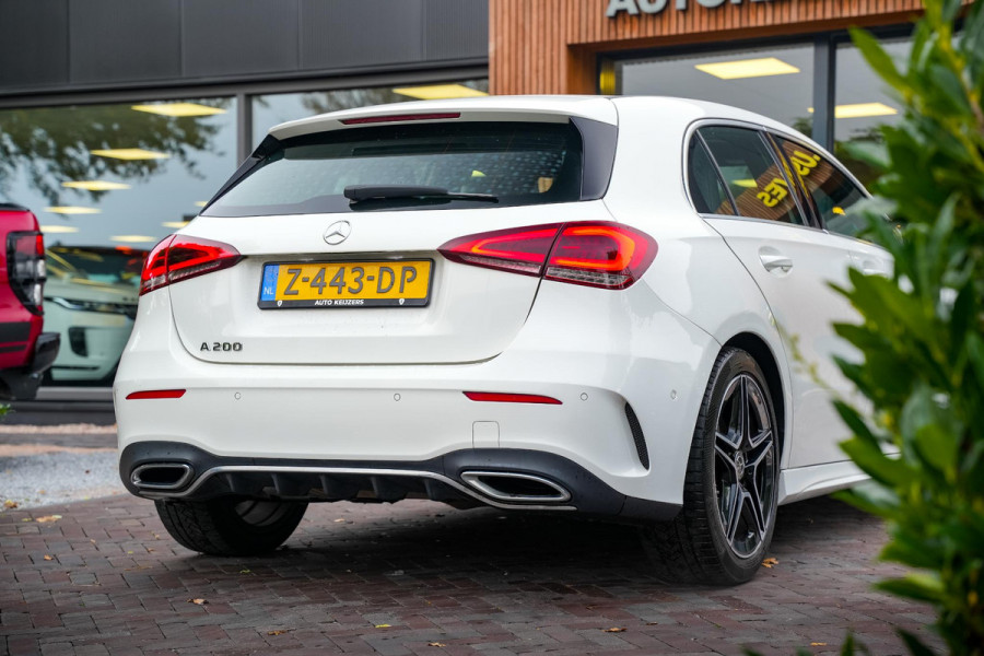 Mercedes-Benz A-Klasse 200 Business Solution AMG WideScreen Ambient Cruise Leer Alcantara Stoelverw.