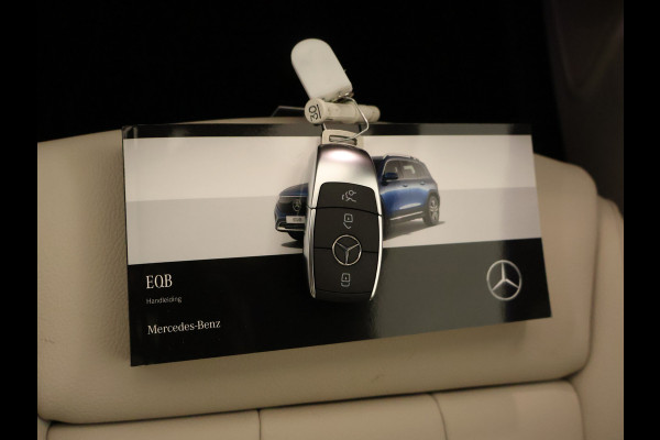 Mercedes-Benz EQB 250+ Luxury Line LIMITED 71 kWh | Trekhaak | Rijassistentiepakket | Parkeerpakket met 360°-camera | KEYLESS-GO comfort pakket | Dodehoekassistent | EASY PACK achterklep | 	Extra USB-poorten | DISTRONIC PLUS |