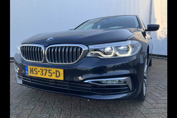 BMW 5 Serie 540i 340pk xDrive Orig-NL Leer HeadUp Memory Ambiance Dealer-oh High Executive 4x4