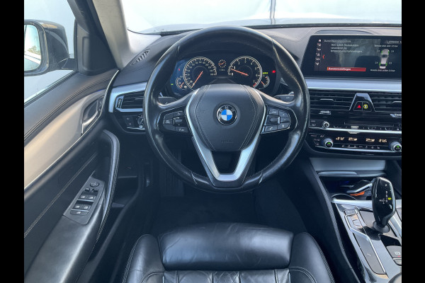 BMW 5 Serie 540i 340pk xDrive Orig-NL Leer HeadUp Memory Ambiance Dealer-oh High Executive 4x4