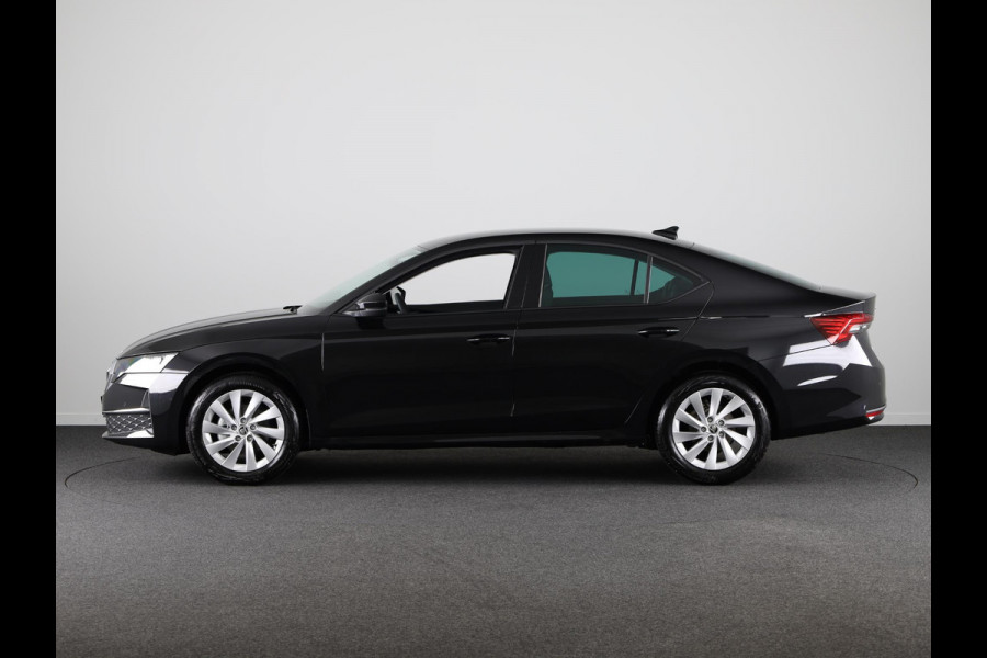 Škoda Octavia Business Edition m-HEV 1.5 TSI 115 pk 7 versn. DSG | 13 inch display | Adaptive Cruise Control | Private lease deze auto al vanaf 595-,- euro