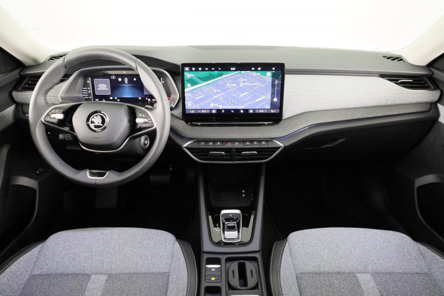 Škoda Octavia Business Edition m-HEV 1.5 TSI 115 pk 7 versn. DSG | 13 inch display | Adaptive Cruise Control | Private lease deze auto al vanaf 595-,- euro