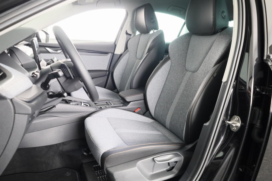 Škoda Octavia Business Edition m-HEV 1.5 TSI 115 pk 7 versn. DSG | 13 inch display | Adaptive Cruise Control | Private lease deze auto al vanaf 595-,- euro