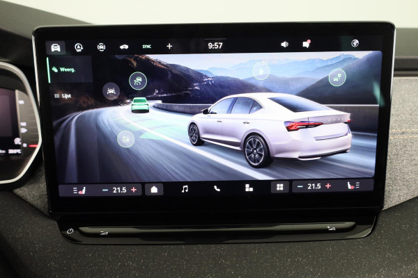 Škoda Octavia Business Edition m-HEV 1.5 TSI 115 pk 7 versn. DSG | 13 inch display | Adaptive Cruise Control | Private lease deze auto al vanaf 595-,- euro