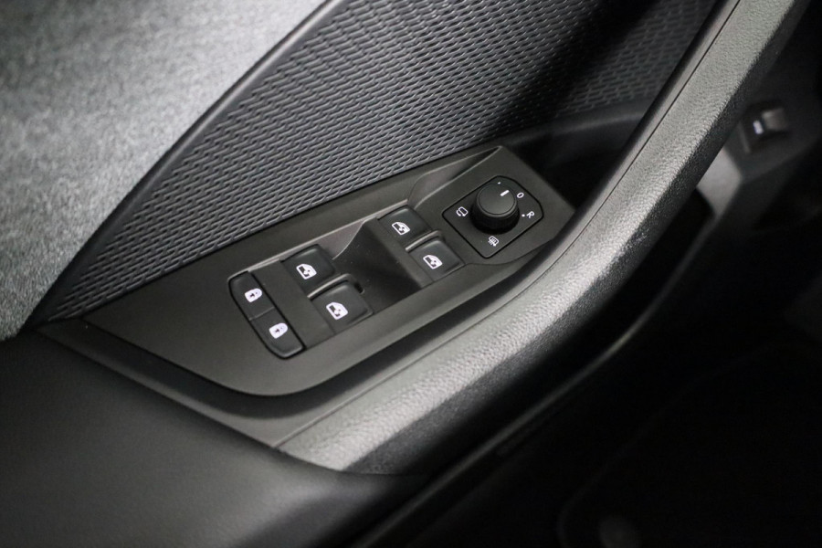 Škoda Octavia Business Edition m-HEV 1.5 TSI 115 pk 7 versn. DSG | 13 inch display | Adaptive Cruise Control | Private lease deze auto al vanaf 595-,- euro