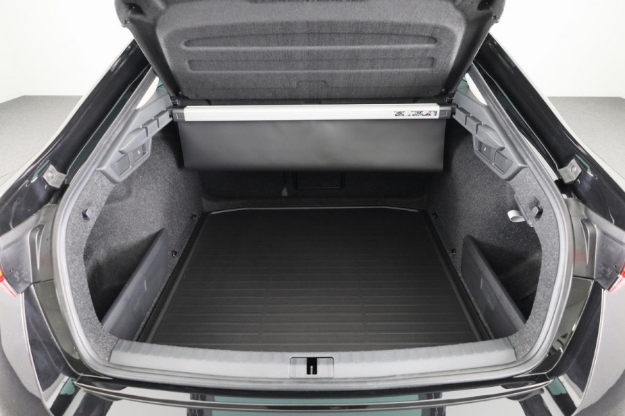 Škoda Octavia Business Edition m-HEV 1.5 TSI 115 pk 7 versn. DSG | 13 inch display | Adaptive Cruise Control | Private lease deze auto al vanaf 595-,- euro