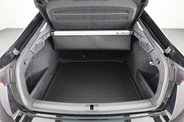 Škoda Octavia Business Edition m-HEV 1.5 TSI 115 pk 7 versn. DSG | 13 inch display | Adaptive Cruise Control | Private lease deze auto al vanaf 595-,- euro
