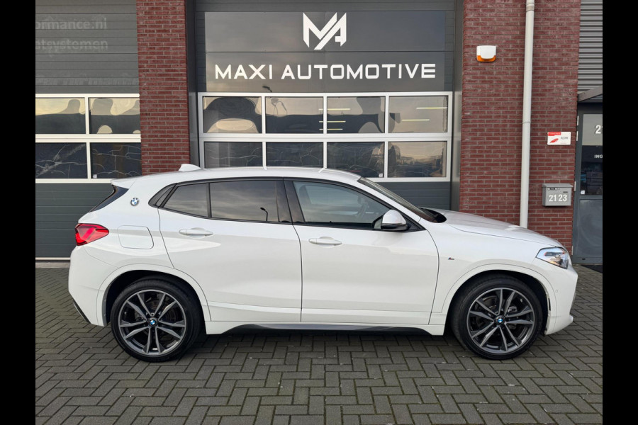 BMW X2 SDrive18i AUT M Sport LED Navi Alcantara Cruise PDC