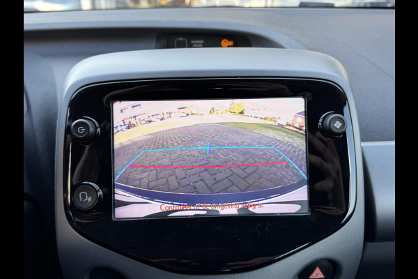 Toyota Aygo 1.0 VVT-i x-joy | Apple carplay/Android auto, Lichtmetalen velgen, Airco, Bluetooth, Stuurbediening