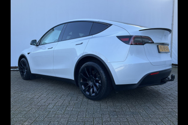 Tesla Model Y Long Range AWD 75 kWh 514pk Autopilot Stuur/Stoelverw Pano Trekhaak (1600kg)