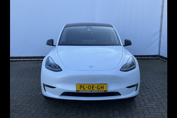 Tesla Model Y Long Range AWD 75 kWh 514pk Autopilot Stuur/Stoelverw Pano Trekhaak (1600kg)