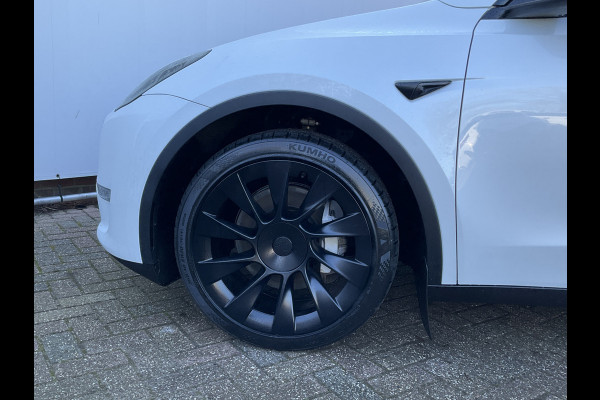 Tesla Model Y Long Range AWD 75 kWh 514pk Autopilot Stuur/Stoelverw Pano Trekhaak (1600kg)