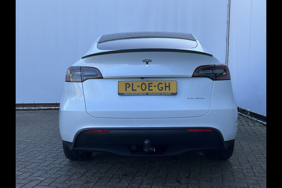 Tesla Model Y Long Range AWD 75 kWh 514pk Autopilot Stuur/Stoelverw Pano Trekhaak (1600kg)