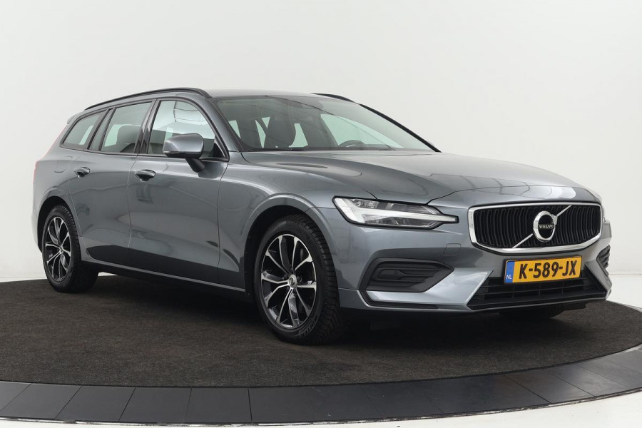 Volvo V60 2.0 B3 Momentum Advantage | Carplay | Camera | Full LED | Navigatie | Climate control | Cruise control | DAB