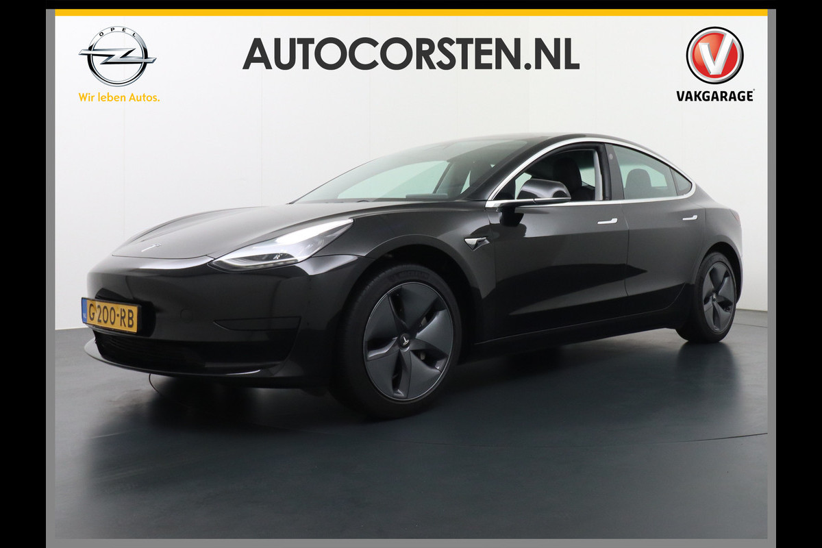 Tesla Model 3 Gereserveerd SR+ 60kWh 325PK AutoPilot FSD-computer-3 Leder PanoDak Adaptive-Cruise Premium-Luidsprekers Keyless via App Lmv 18" Camera's Ele WIFI Lane-Assist Speed-Assist Ecc Navi LED DAB Voorverwarmen interieur via App One-Pedal-Drive 1e Eigenaar Massa ledig voertuig 1.584kg Origineel Nederlandse auto