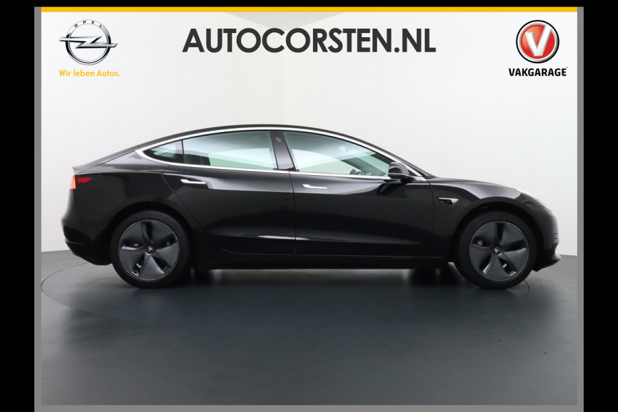 Tesla Model 3 Gereserveerd SR+ 60kWh 325PK AutoPilot FSD-computer-3 Leder PanoDak Adaptive-Cruise Premium-Luidsprekers Keyless via App Lmv 18" Camera's Ele WIFI Lane-Assist Speed-Assist Ecc Navi LED DAB Voorverwarmen interieur via App One-Pedal-Drive 1e Eigenaar Massa ledig voertuig 1.584kg Origineel Nederlandse auto