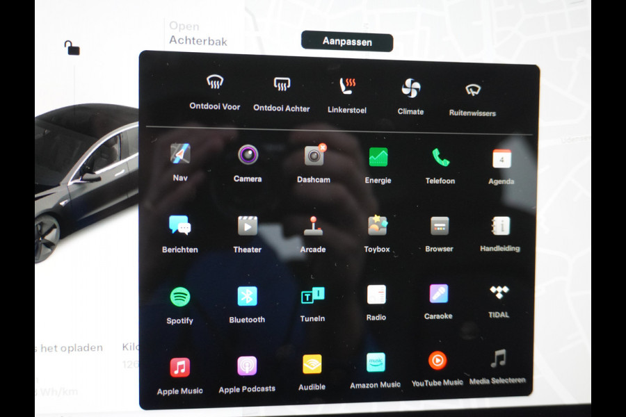 Tesla Model 3 Gereserveerd SR+ 60kWh 325PK AutoPilot FSD-computer-3 Leder PanoDak Adaptive-Cruise Premium-Luidsprekers Keyless via App Lmv 18" Camera's Ele WIFI Lane-Assist Speed-Assist Ecc Navi LED DAB Voorverwarmen interieur via App One-Pedal-Drive 1e Eigenaar Massa ledig voertuig 1.584kg Origineel Nederlandse auto