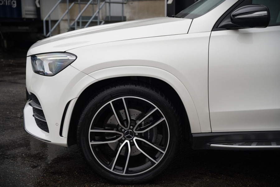 Mercedes-Benz GLE 350 D 4MATIC | AMG | Burmester | Adaptive Cruise Control | Stoelverwarming | Panoramadak | Luchtvering | Trekhaak | Grijs Kenteken | 360° Camera | BTW | Apple Carplay | Ambiance Verlichting | Leder | Nigh