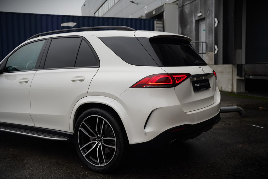 Mercedes-Benz GLE 350 D 4MATIC | AMG | Burmester | Adaptive Cruise Control | Stoelverwarming | Panoramadak | Luchtvering | Trekhaak | Grijs Kenteken | 360° Camera | BTW | Apple Carplay | Ambiance Verlichting | Leder | Nigh