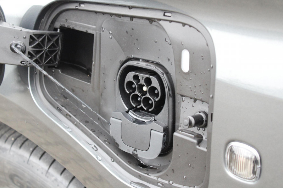Ford Transit Connect 1.5 EcoBoost PHEV L2 Limited | SCI | Graphite Grey  | Laadvloerbescherming hout | Driver Assistance Pack Trailer | Programmeerbare Interface Module