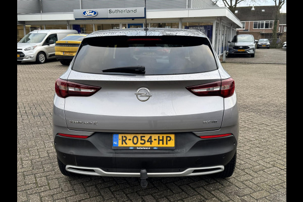 Opel Grandland X 1.2 Turbo Elegance 130pk Trekhaak | Cruise control | Stoelverwarming | Achteruitrijcamera | Climate control | Metaal lak