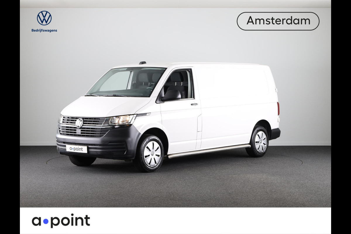 Volkswagen Transporter 2.0 TDI L2H1 28 Economy Business 110PK | Trekhaak | Parkeersensoren | Bijrijdersbank | Betimmering |