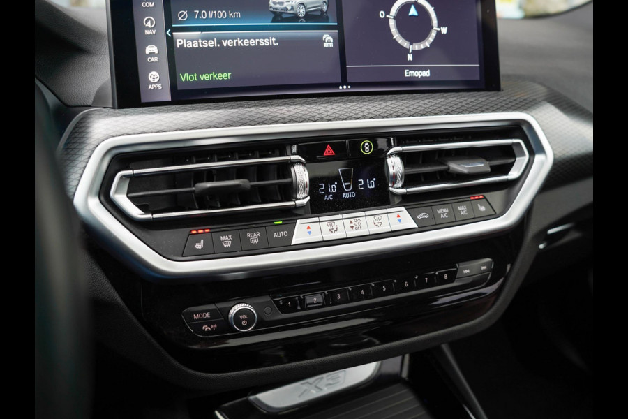 BMW X3 XDrive30e Business M-sport / Laser / Pano / 360 / Adaptive / Ambient / El. haak / HiFi / 20 inch