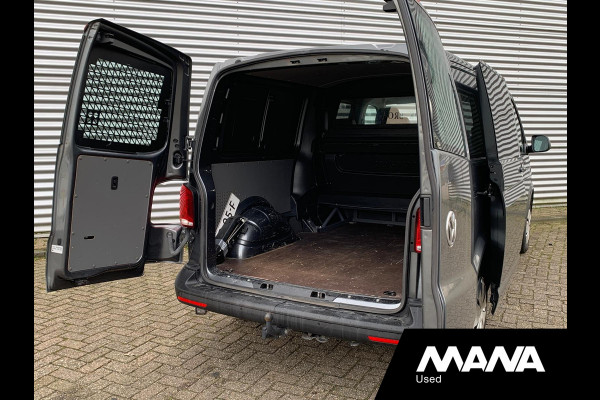 Volkswagen Transporter 2.0TDI L2H1 DC Dubbel Cabine Airco 12V Trekhaak Sensoren Voorruit-Verwarming Cruise Passagiersstoel DIN Start/Stop Laadruimtebek