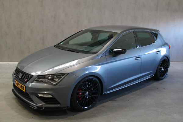 Seat Leon 2.0 TSI CUPRA 300 Performance Pack/Camera/Key les/Brembo