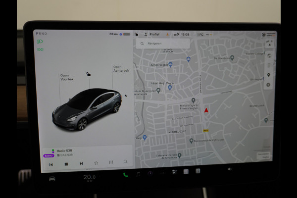 Tesla Model 3 SR+60kWh 326PK Privacy-Glass 19" AutoPilot FSD-computer-3 Premium-Luidsprekers Leer PanoDak Adaptive cruise Camera's Elektr.-Stu Ecc Navigatiesysteem full map LED-a+v Comfortstoel(en) ACC Dual-ECC DAB Voorverwarmen interieur via App Keyless via Telefoonsleutel One-Pedal-Drive Orig. Nederlandse Auto