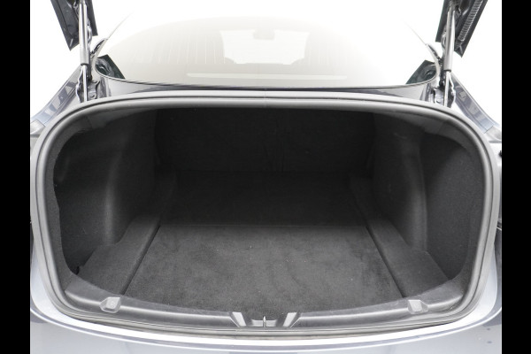 Tesla Model 3 SR+60kWh 326PK Privacy-Glass 19" AutoPilot FSD-computer-3 Premium-Luidsprekers Leer PanoDak Adaptive cruise Camera's Elektr.-Stu Ecc Navigatiesysteem full map LED-a+v Comfortstoel(en) ACC Dual-ECC DAB Voorverwarmen interieur via App Keyless via Telefoonsleutel One-Pedal-Drive Orig. Nederlandse Auto