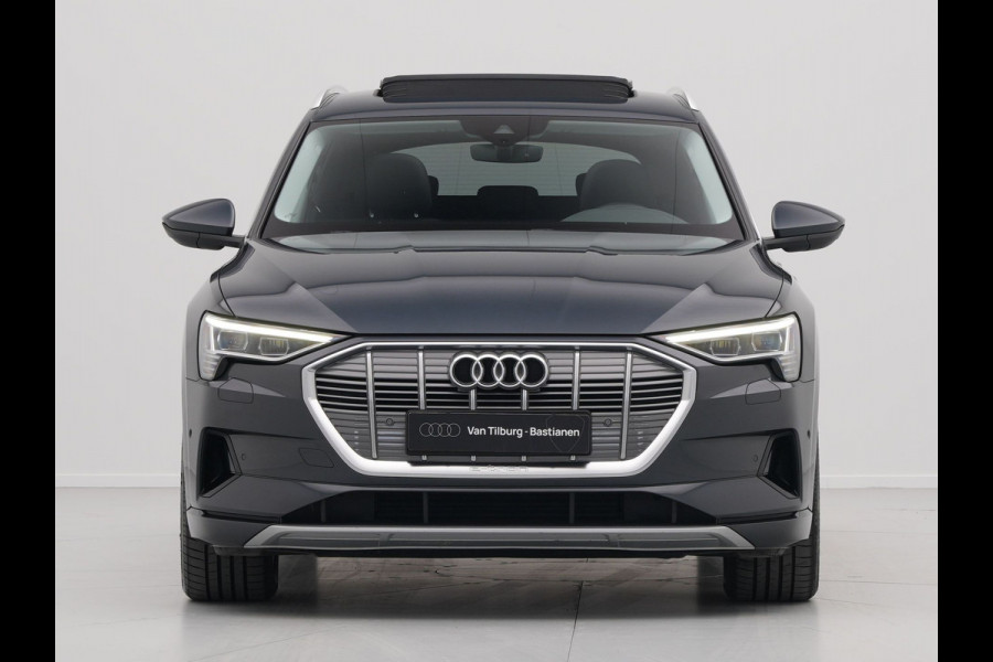 Audi e-tron e-tron 50 quattro Launch edition plus 71 kWh Panorama Trekhaak Leder Memory 21