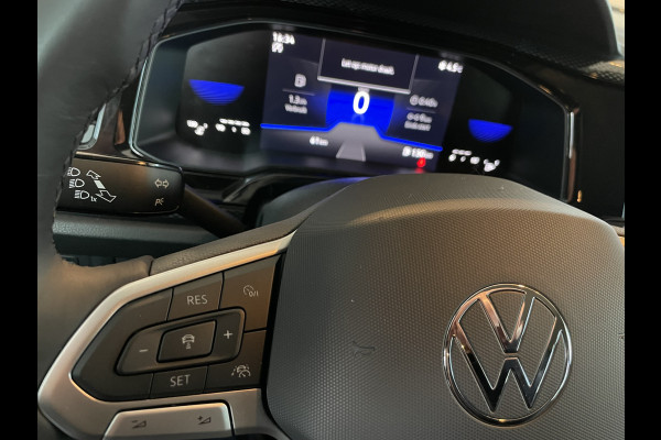 Volkswagen Polo 1.0 TSI Life Business NIEUW!! Climate control - Cruise control adaptive - Parksensoren v+a - Navi full map - A-uitrijcamera - MF Lederen stuurwiel - LMV - Apple carplay/Android auto - Bluetooth - DAB - Hill hold - Regen s