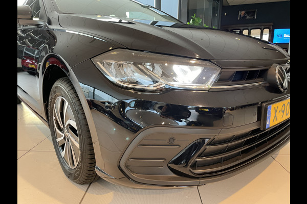 Volkswagen Polo 1.0 TSI Life Business NIEUW!! Climate control - Cruise control adaptive - Parksensoren v+a - Navi full map - A-uitrijcamera - MF Lederen stuurwiel - LMV - Apple carplay/Android auto - Bluetooth - DAB - Hill hold - Regen s