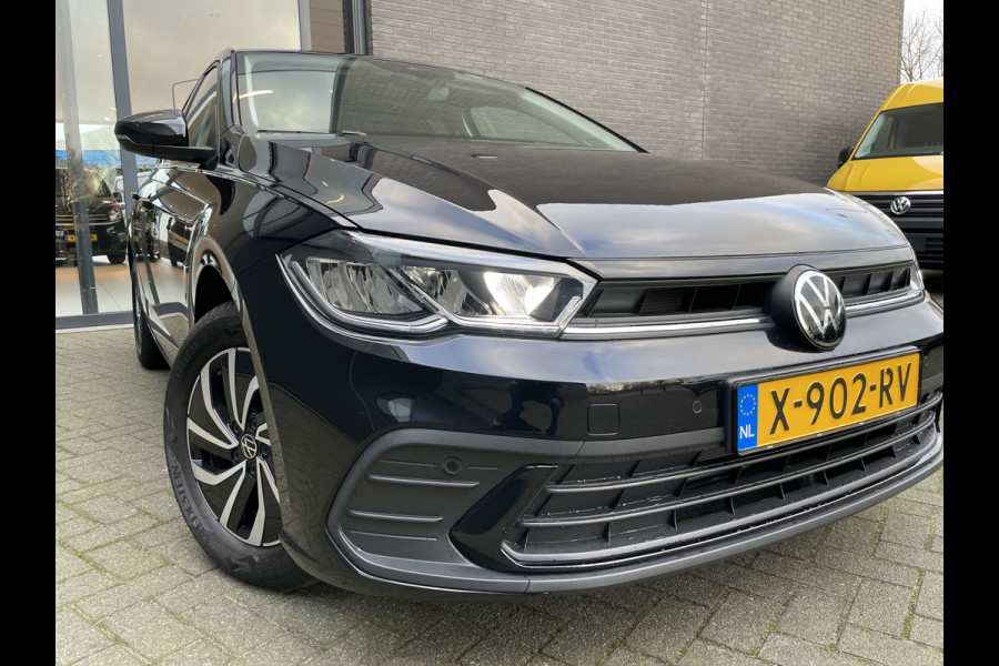 Volkswagen Polo 1.0 TSI Life Business NIEUW!! Climate control - Cruise control adaptive - Parksensoren v+a - Navi full map - A-uitrijcamera - MF Lederen stuurwiel - LMV - Apple carplay/Android auto - Bluetooth - DAB - Hill hold - Regen s