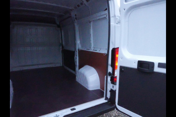 Opel Movano 2.2D 140PK, L2H2, Airco, cam. NIEUW BPM-vrij Nieuwste model