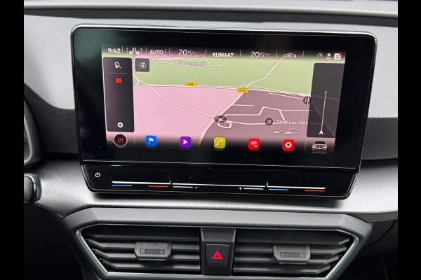 Seat Leon 1.5 eTSI Style Launch Edition * AppleCarPlay * Camera * Trekhaak *