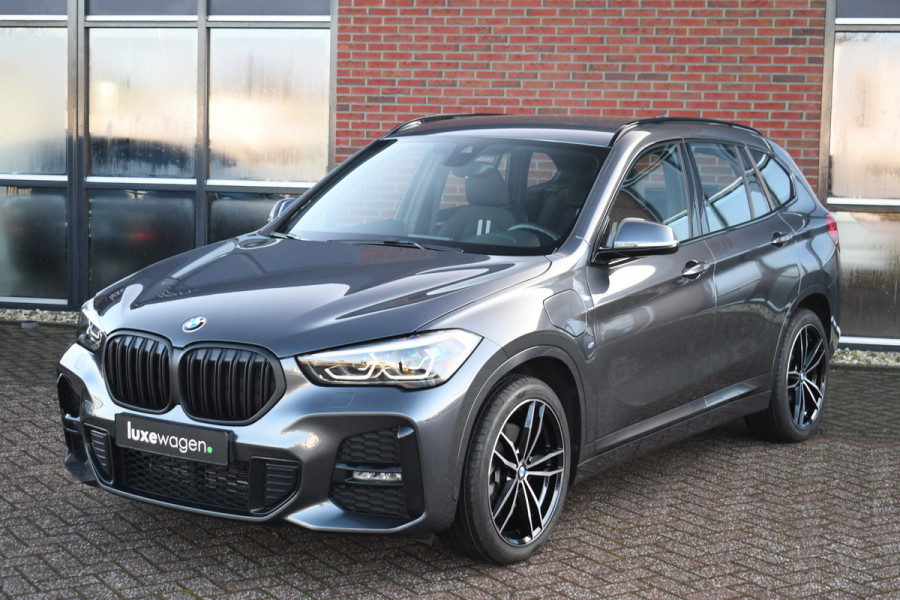 BMW X1 xDrive25e M-Sport Camera El-Klep Stuurverw 19inch