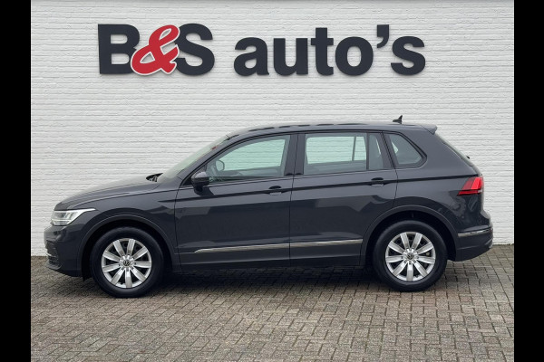 Volkswagen Tiguan 1.5 TSI Life Nieuw model Led Clima Safety pack Pdc Mooie kleur Nette auto!
