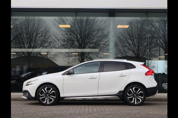 Volvo V40 Cross Country 1.5 T3 Summum Automaat