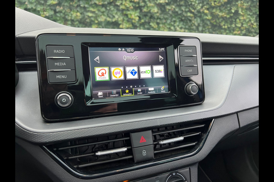 Škoda SCALA 1.0 TSI Business Edition | Panorama | Carplay | Park Pilot | Stoelverwarming