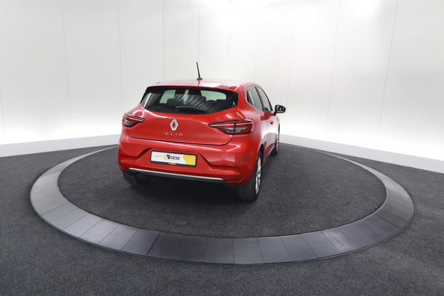 Renault Clio TCe 90 Intens | Navigatie | Parkeersensoren | Climate Control | Apple Carplay