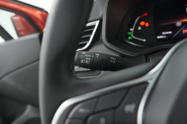 Renault Clio TCe 90 Intens | Navigatie | Parkeersensoren | Climate Control | Apple Carplay