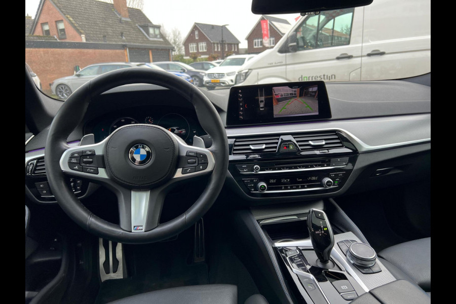 BMW 5 Serie 530e iPerformance Executive | M-Pakket | Schuifdak | Camera | Dealer Onderhouden | NL-Auto |