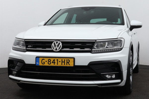 Volkswagen Tiguan 1.5 TSI ACT Highline Business R Automaat (Goed ondH, Navi, PDC, Adaptive, Virtual Cockpit, NL-auto)