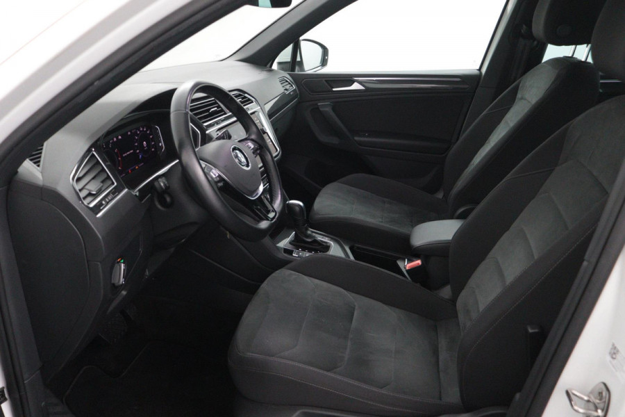 Volkswagen Tiguan 1.5 TSI ACT Highline Business R Automaat (Goed ondH, Navi, PDC, Adaptive, Virtual Cockpit, NL-auto)