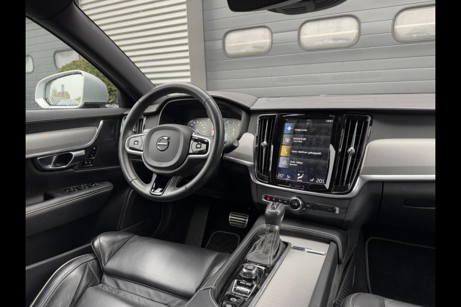 Volvo V90 2.0 T4 Business Sport R-Desing | Navigatie | Lederen Bekleding | Harmon/Kardon | Camera | DAB | Elektrische Achterklep |