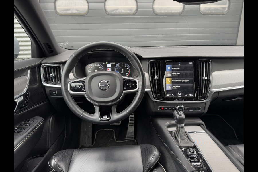 Volvo V90 2.0 T4 Business Sport R-Desing | Navigatie | Lederen Bekleding | Harmon/Kardon | Camera | DAB | Elektrische Achterklep |