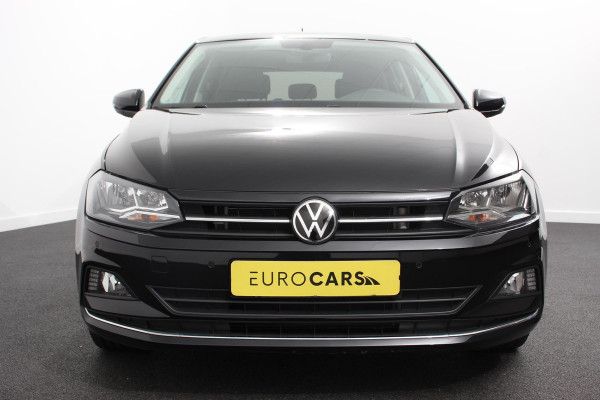 Volkswagen Polo 1.0 TSI 110pk DSG Highline | Navigatie | Apple Carplay/Android auto | Afneembare trekhaak | Parkeersensoren | Adaptive Cruise Control | Verwarmbare voorstoelen | Extra getint glas | Climate Control